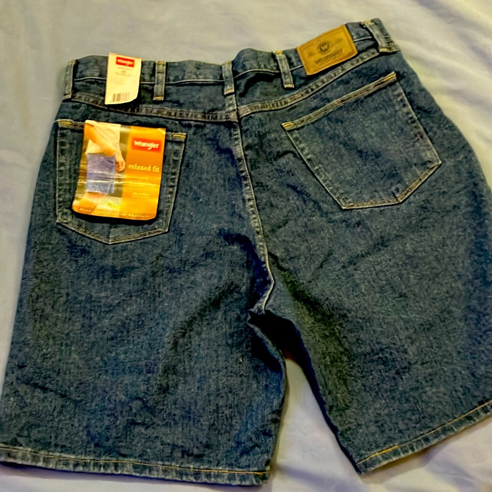 Wrangler Men’s Denim Shorts, Size 38 Relaxed Fit